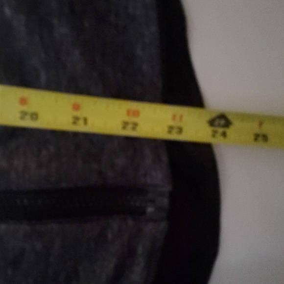 Lululemon Find Your Bliss Reversible Full Zip Jacket Size 6 Black Grey Womens - Picture 13 of 13